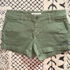 Victoria's Secret Olive Chino Shorts Size 0 EUC